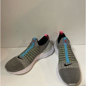 Nike React Phantom Flyknit 2 Men’s running shoes. Size M 12.5